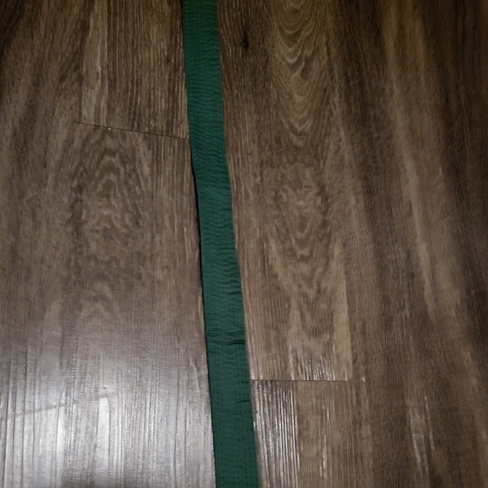 Karate Green Belt with White Stripe, Size 2 - Picture 2 of 4